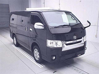 TOYOTA HIACE VAN 2018