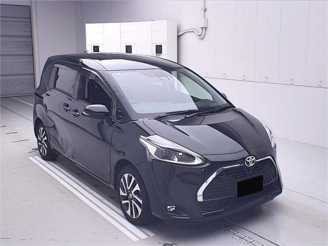 TOYOTA SIENTA 2018