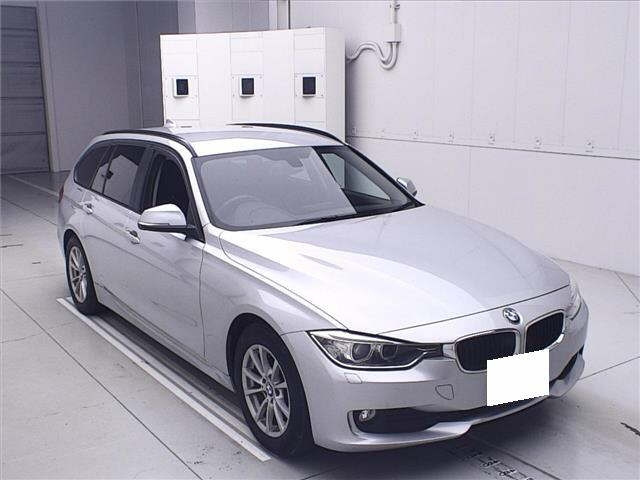 BMW 3 SERIES 2013