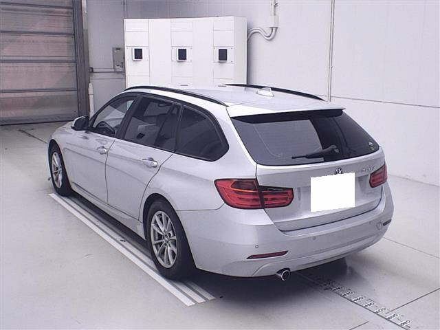 BMW 3 SERIES 2013