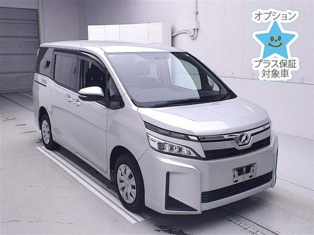 TOYOTA NOAH 2018