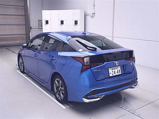 TOYOTA PRIUS 2019