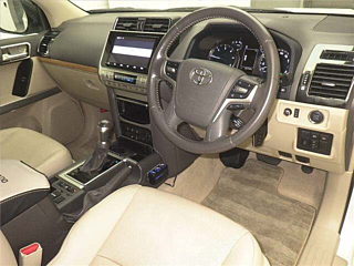 TOYOTA LAND CRUISER PRADO 2019