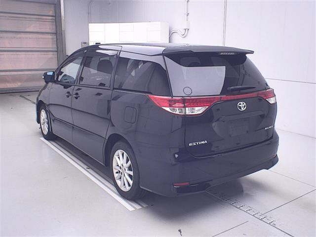 TOYOTA ESTIMA 2009