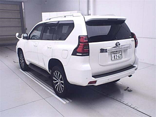 TOYOTA LAND CRUISER PRADO 2019