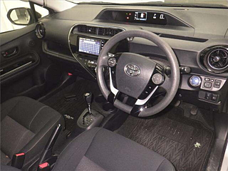 TOYOTA AQUA 2020