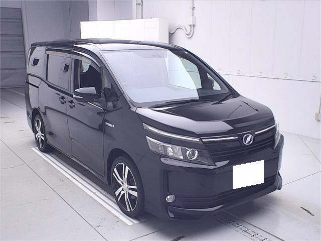 TOYOTA VOXY 2015