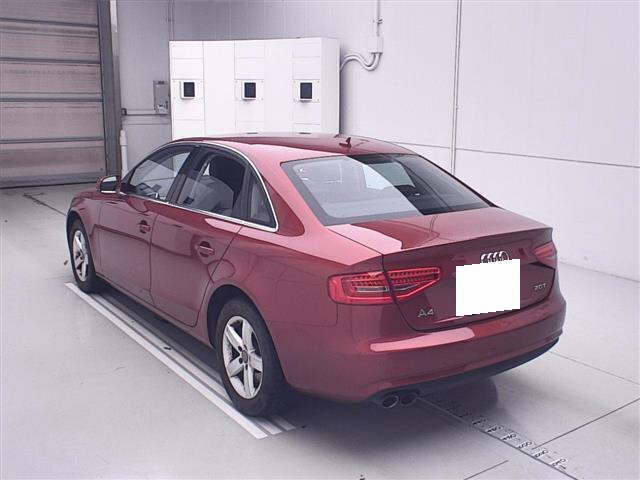 AUDI A4 2013