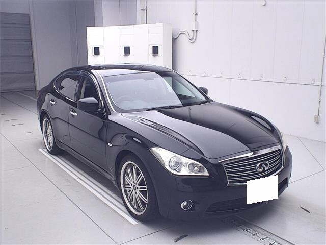 NISSAN FUGA 2009