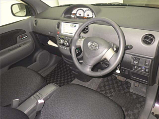 TOYOTA SIENTA 2015