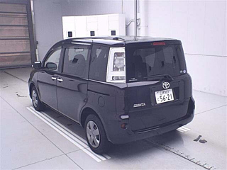 TOYOTA SIENTA 2015