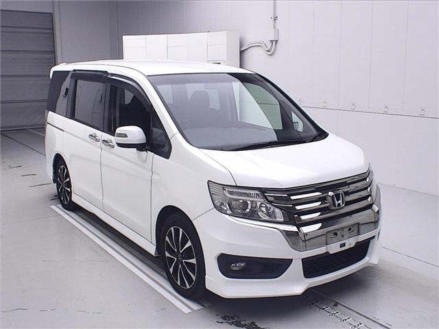 HONDA STEP WAGON 2012