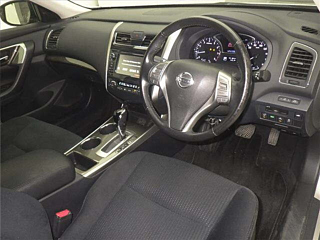 NISSAN TEANA 2019
