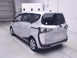 TOYOTA SIENTA 2019