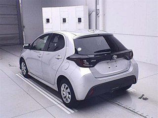 TOYOTA YARIS 2021