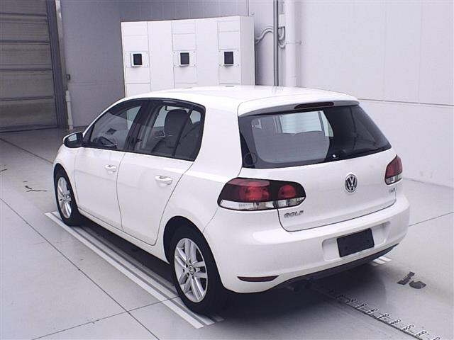 VOLKSWAGEN GOLF 2012