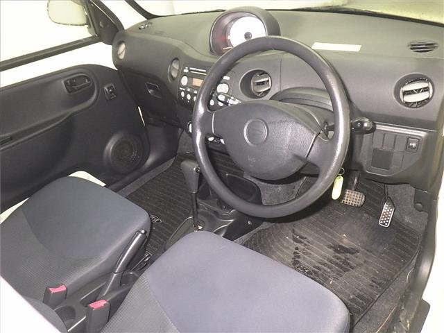 DAIHATSU ESSE 2009