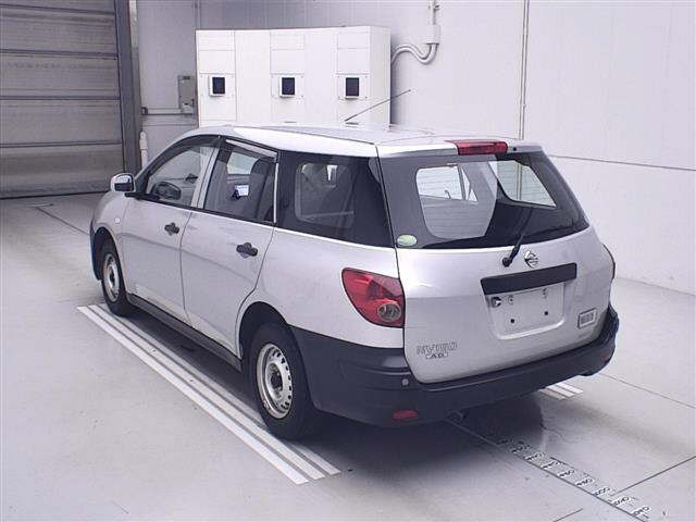 NISSAN AD 2020