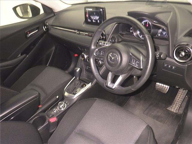 MAZDA DEMIO 2017