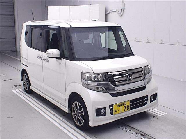 HONDA N BOX 2015