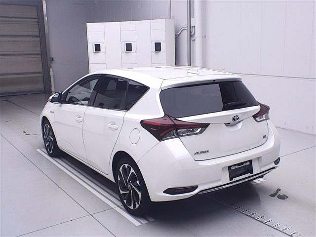 TOYOTA AURIS 2017