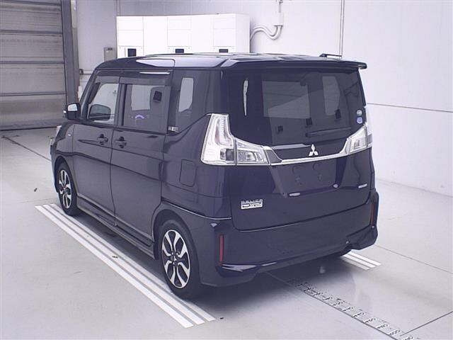 MITSUBISHI DELICA D2 2016