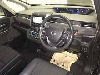 HONDA FREED 2018