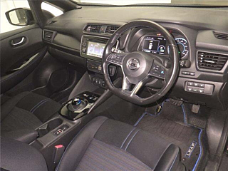 NISSAN LEAF 2018