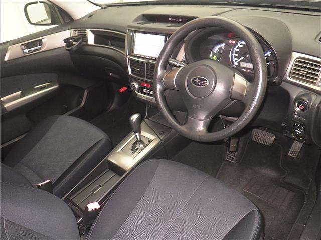 SUBARU EXIGA 2010