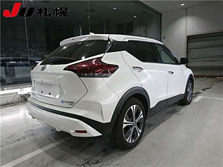 NISSAN KIX 2023
