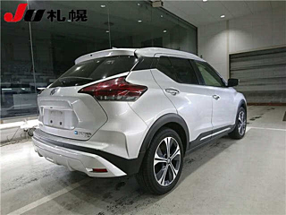NISSAN KIX 2023