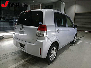 TOYOTA SPADE 2012
