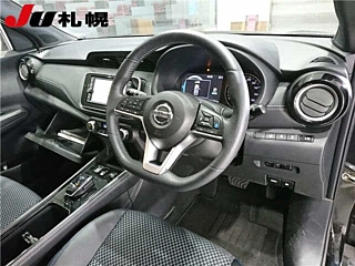 NISSAN KIX 2023