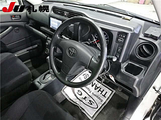 TOYOTA SUCCEED 2019