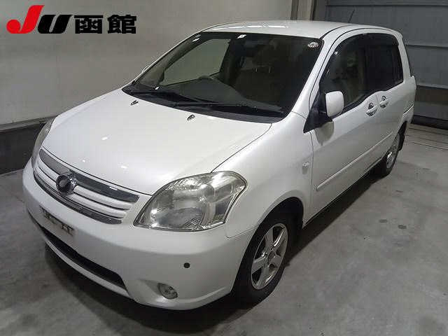 TOYOTA RAUM 2008