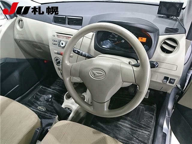 DAIHATSU MIRA 2012