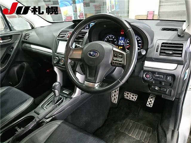 SUBARU FORESTER 2012
