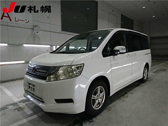 HONDA STEP WAGON 2011