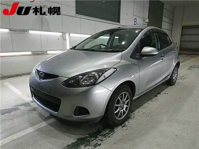 MAZDA DEMIO 2010