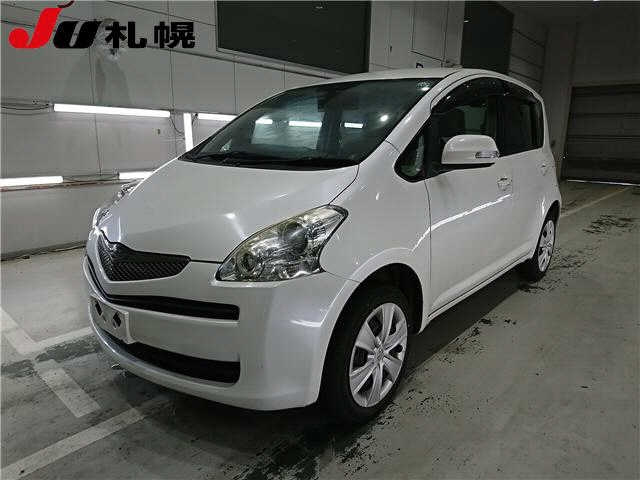 TOYOTA RACTIS 2009