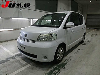 TOYOTA PORTE 2011
