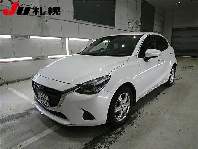 MAZDA DEMIO 2016
