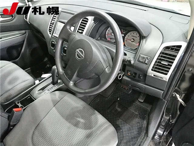 NISSAN WINGROAD 2010
