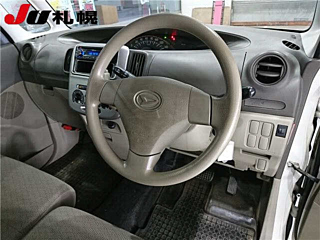 DAIHATSU TANTO 2012