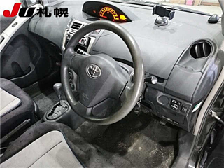 TOYOTA VITZ 2008