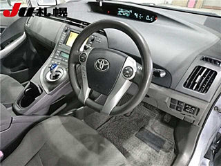 TOYOTA PRIUS 2010