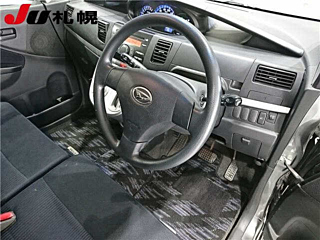 DAIHATSU MOVE 2010