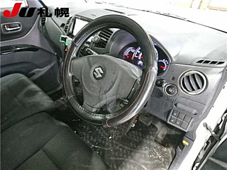 SUZUKI PALETTE 2011