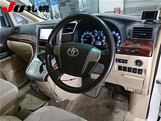 TOYOTA ALPHARD 2009