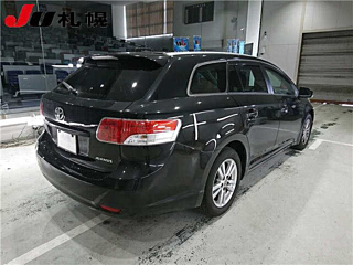TOYOTA AVENSIS WAGON 2011